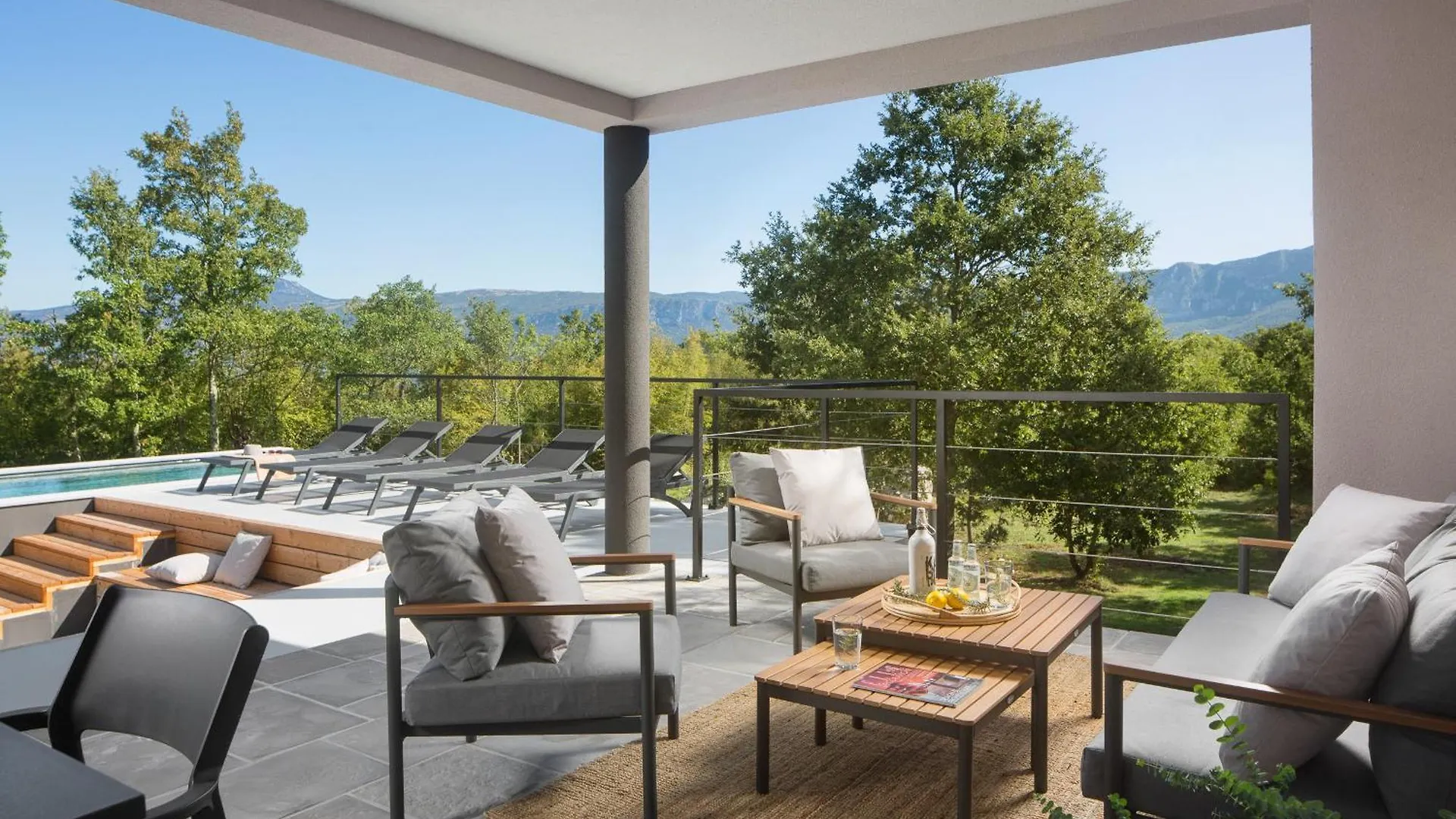 Villa Mons Caldera For 10 People With 40 M2 Infinity Heated Pool & Kids Playground Kršan 0*,  كرواتيا